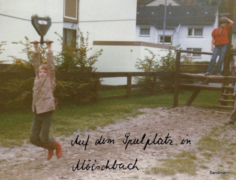 Der Spielplatz in Mölschbach 1978
