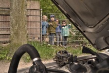 Kleine Automechaniker