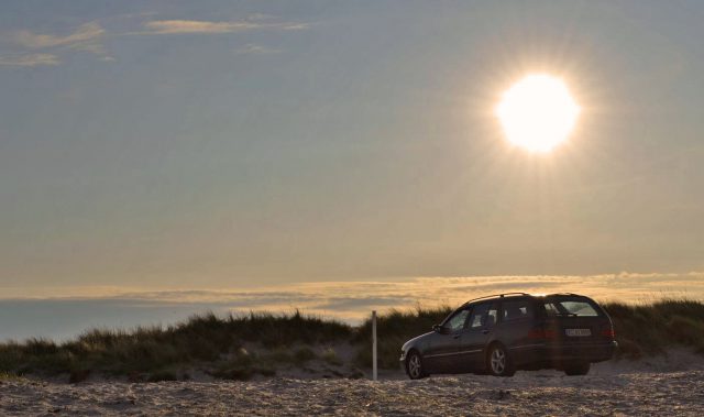 Sonne ODER Meer. Beides gibt's nicht auf einem Bild.