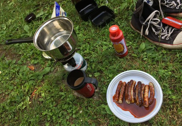 Männerfrühstück. Guten Appetit.